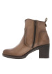 Thumbnail Boots en cuir taupe à talon décroché moyen et une fermeture zippée - Image 2
