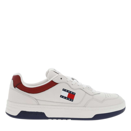 Tennis en cuir blanc à talon plat et à lacets...