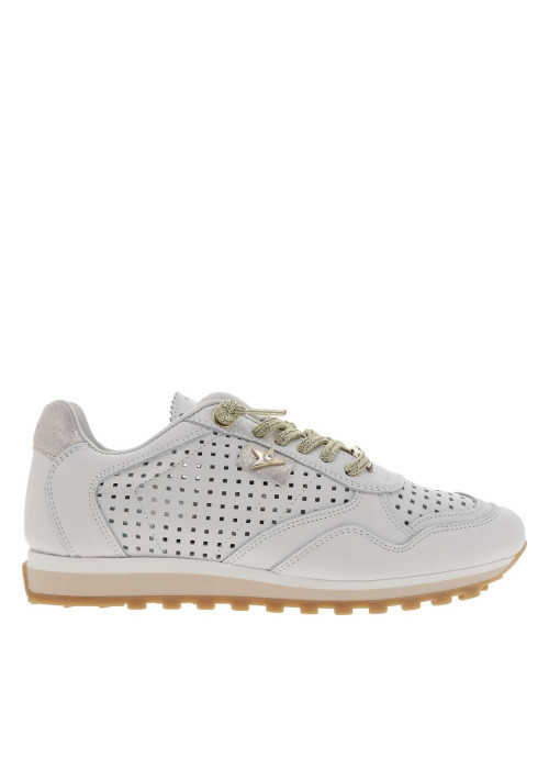 Baskets running blanches en cuir à talon plat avec des aérations sur le pourtour