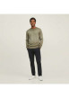 Thumbnail Pull en coton biologique olive uni pourvu d'un col rond et d'un aspect fumé - Image 5