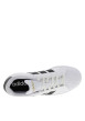 Thumbnail Baskets skate blanches à talon plat avec un logo en relief au talon - Image 4