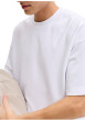 Thumbnail T-shirt blanc uni avec une coupe droite et des manches courtes - Image 6