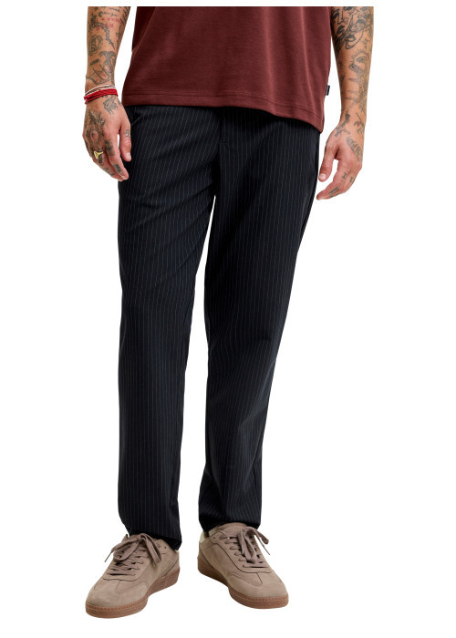 Pantalon chino marine à rayures blanches avec une coupe slim