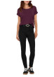 Thumbnail T-shirt bordeaux uni avec une coupe droite et des manches courtes - Image 6
