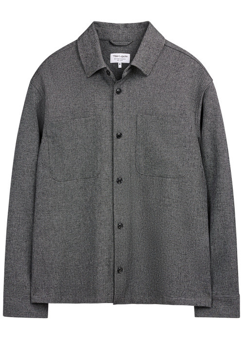 Chemise grise unie avec une coupe droite et un...