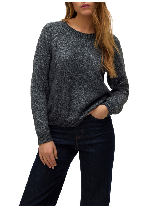 Pull anthracite uni avec une coupe droite et des manches longues