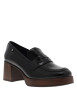 Thumbnail Mocassins en cuir noir vernis avec une semelle décroché moyen