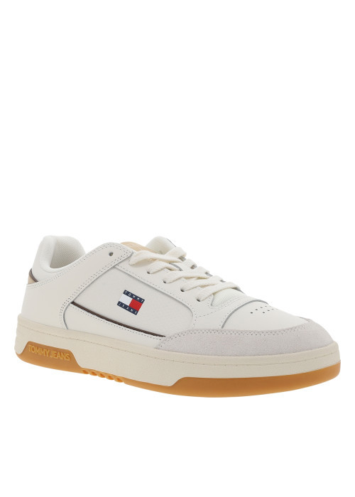 Baskets Tjm Cupsole en cuir blanches et beiges à talon plat avec des lacets