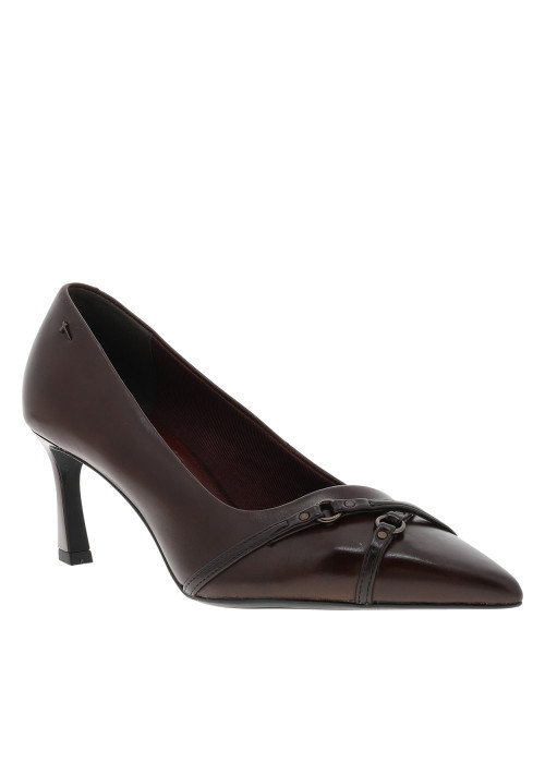 Escarpins décolletés simples en cuir bordeaux...