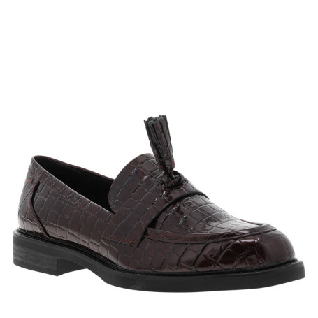 Mocassins bordeaux avec une semelle plate et...