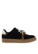Thumbnail Tennis en cuir noirs avec un talon plat et munis de lacets blancs et marron - Image 2