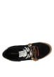 Thumbnail Tennis en cuir noirs avec un talon plat et munis de lacets blancs et marron - Image 5