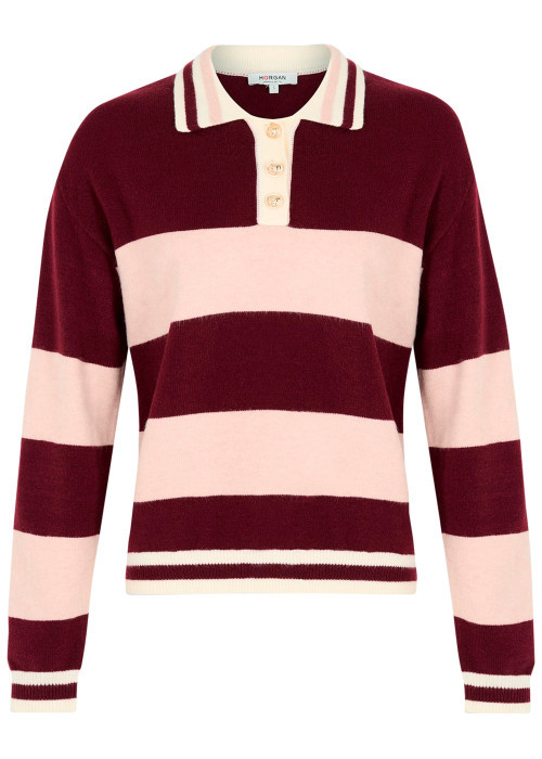 Pull bordeaux à rayures avec une coupe droite...