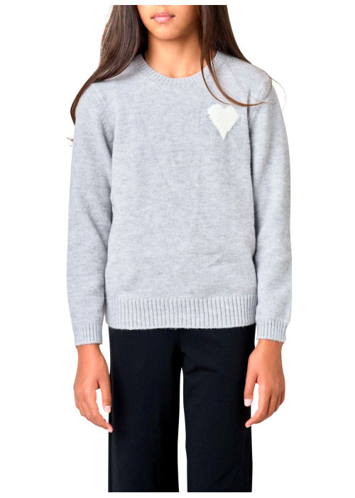 Pull gris clair uni en maille avec un cœur...