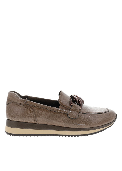 Mocassins taupe à talon plat et bandes...