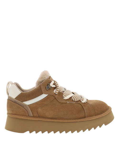 Baskets en cuir camel à talon compensé bas...