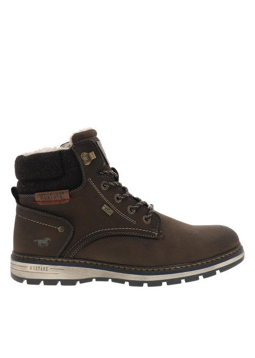 Bottines marron à talon plat pourvues de lacets et d'un zip latéral