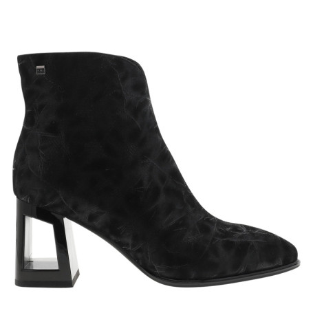 Boots en cuir noir à talon décroché haut munies...