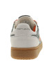 Thumbnail Tennis en cuir kaki à talon plat pourvues de lacets bicolores - Image 4