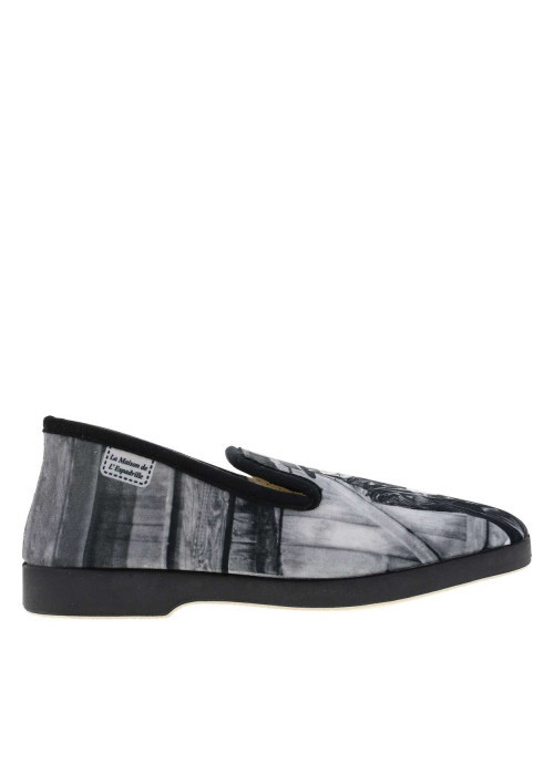 Pantoufles noires à talon plat avec imprimé...