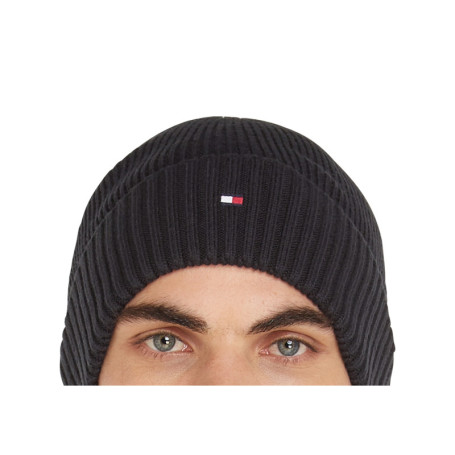 Bonnet en coton noir uni et côtelé avec un col...