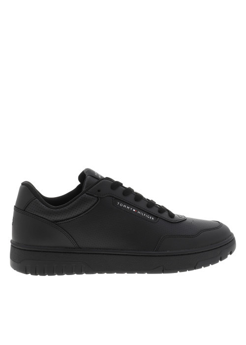 Tennis à revêtement piqué en cuir noir dotées...