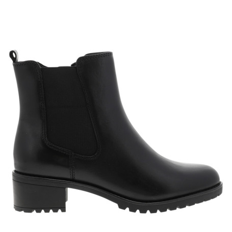 Boots en cuir noires à talon décroché bas...