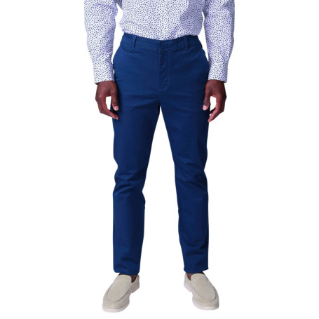 Pantalon chino en coton bleu à coupe droite...