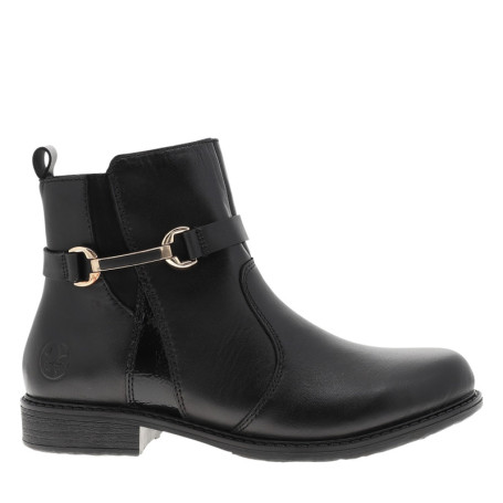 Boots en cuir noir à talon décroché bas dotées...