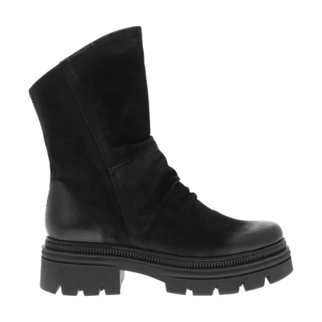 Bottines en cuir noires à talon décroché bas...