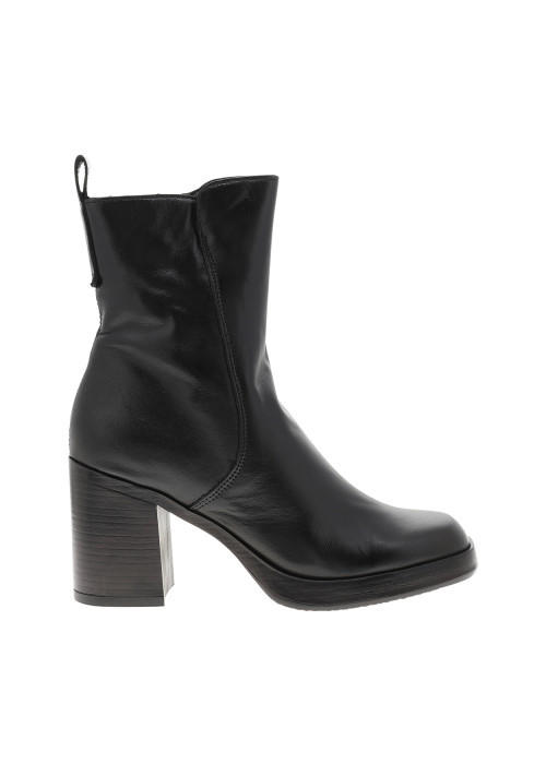Bottines en cuir noires à talon décroché moyen...