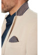 Thumbnail Blazer de costume beige uni avec une coupe ajustée et un col cranté - Image 2