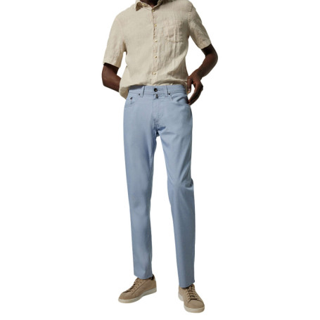 Pantalon en coton ciel uni avec une coupe...