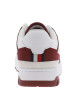 Thumbnail Baskets basses tennis en cuir bordeaux et blanches avec des lacets plats - Image 6