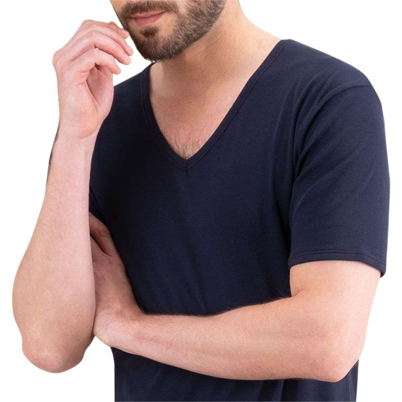 Eminence - T-shirt Marine En Pur Coton Avec Une Coupe Droite Et Un Col V - Marine Eminence - T-shirt Marine En Pur Coton Avec Une Coupe Droite Et Un Col V - Marine