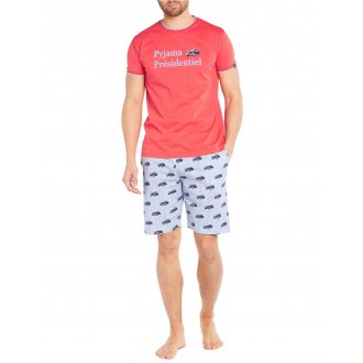 Pyjama court Arthur en coton : tee-shirt col rond rouge floqué et short bleu ciel à motifs voitures bleu marine