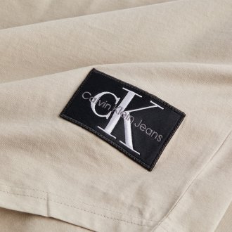 T-shirt droit à col rond Calvin Klein en coton beige