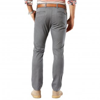 Pantalon Alpha Stretch Khaki Original Skinny Tapered Dockers en sergé de coton gris