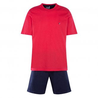 Pyjama court Eminence en coton : tee-shirt col rond rouge et short bleu marine